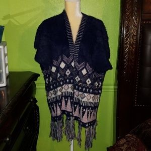 Poncho sweater style